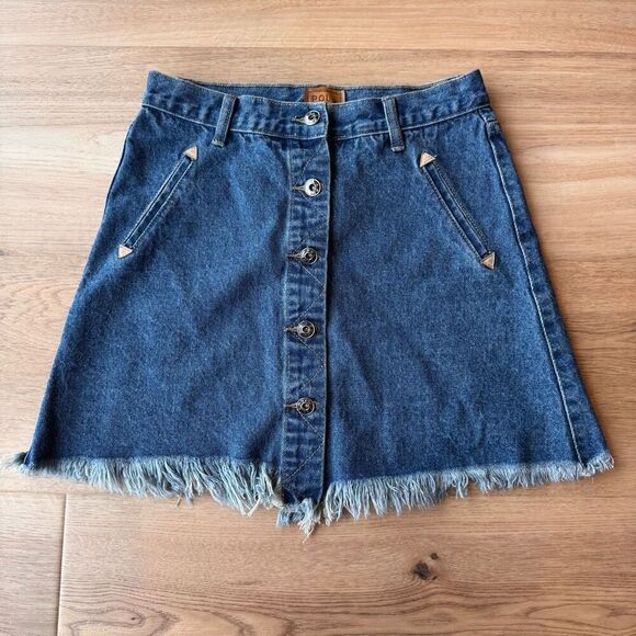 NEW POL Button Front Denim Mini Skirt Size Small - Picture 2 of 5